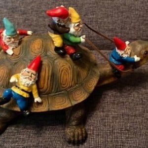 Garden Gnome Turtle Statues Yard Art Resin Figurine Decorations Outdoor Garden